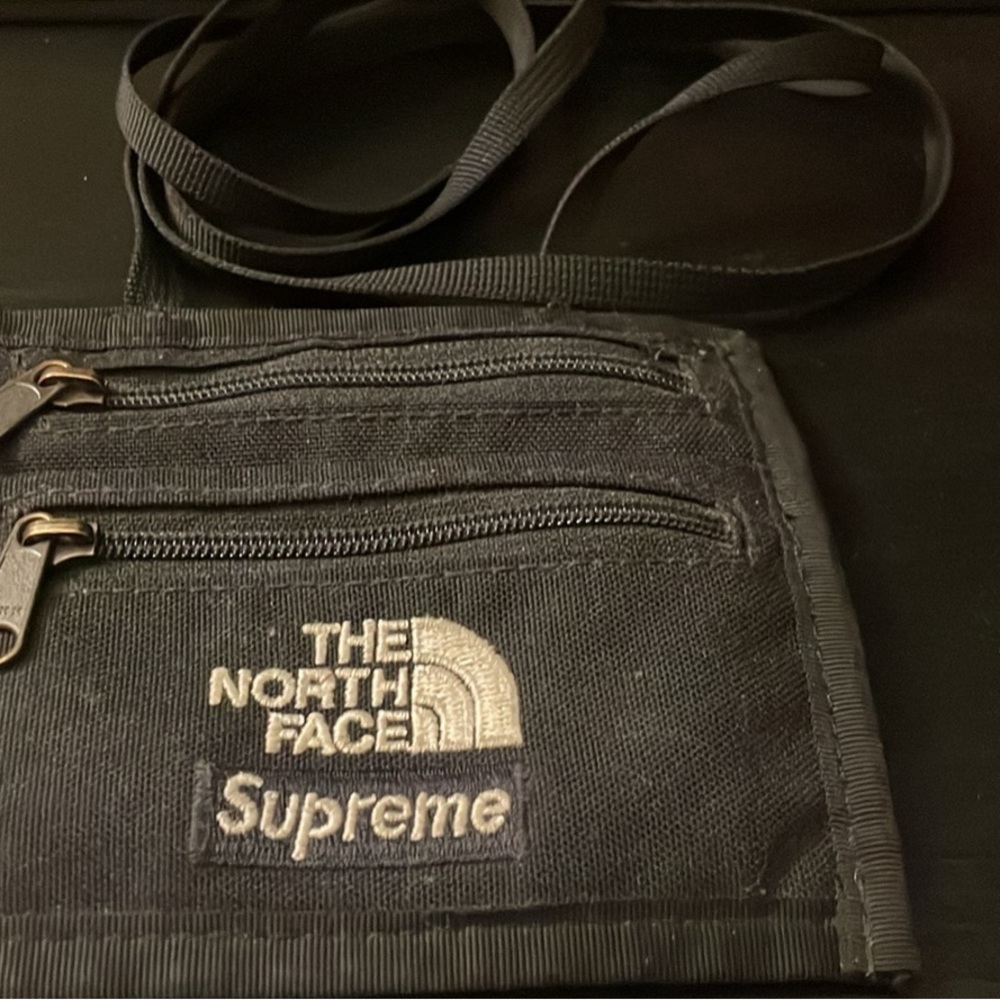 Supreme The North Face Expedition Travel Wallet